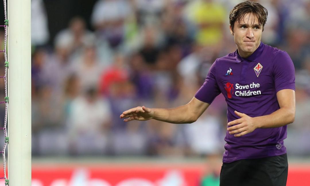 Chiesa come Bernardeschi, no allo United per la Juve: il piano di Paratici