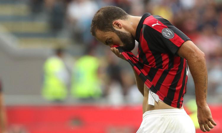 Higuain si scusa per il rosso: 'Mi prendo le responsabilità' FOTO