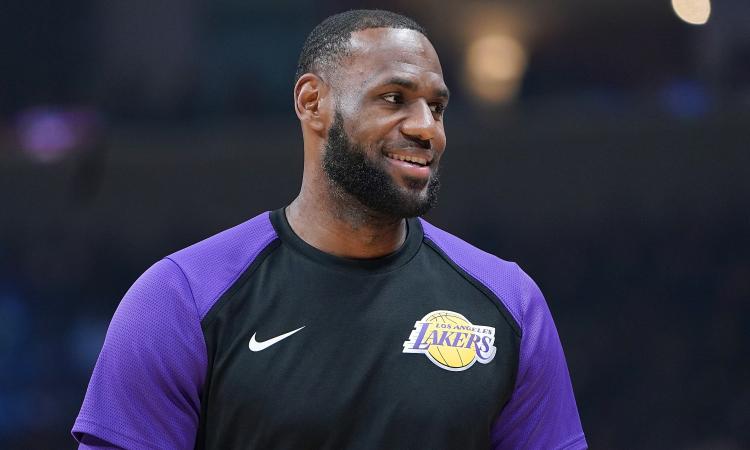 Nba, Lebron James: 'Tra i miei giocatori preferiti c'è Cristiano Ronaldo'