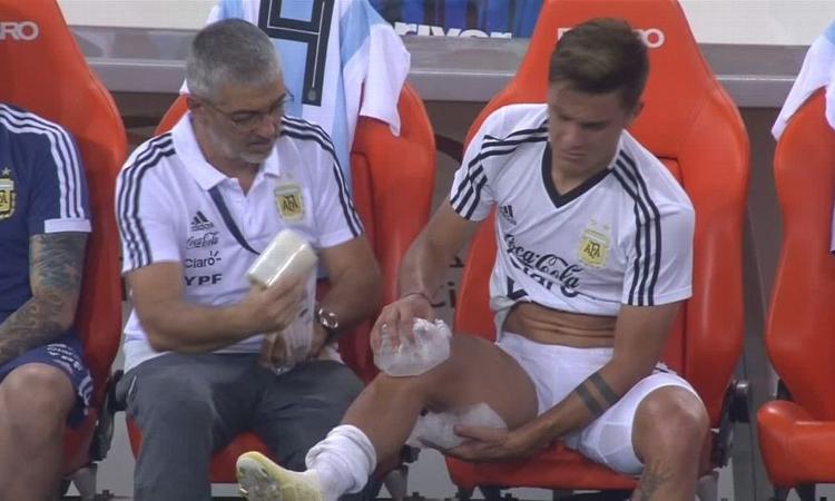 Ansia Juve: problema al ginocchio per Dybala con l'Argentina