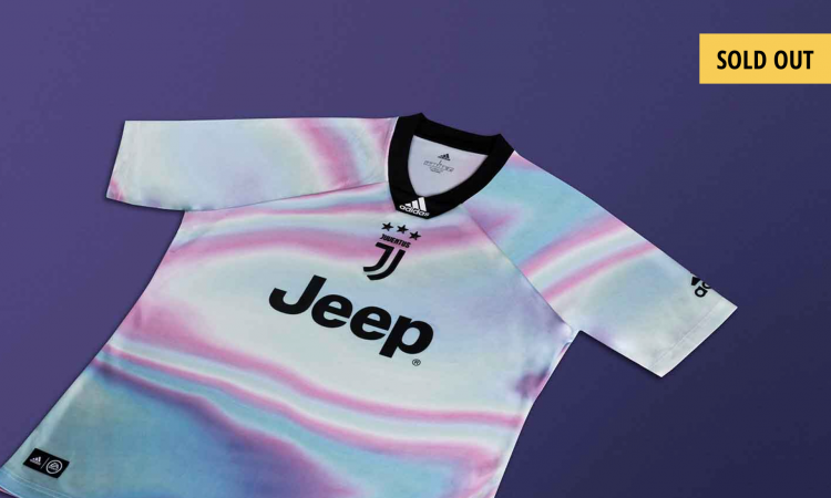 Juve, UFFICIALE: la quarta maglia è già sold out! 