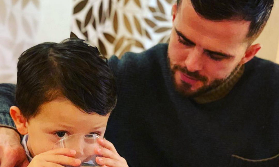 Pjanic al figlio: 'Sei la cosa più bella che mi sia accaduta' FOTO