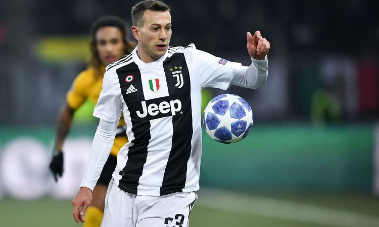 Bernardeschi se la ride sui social FOTO