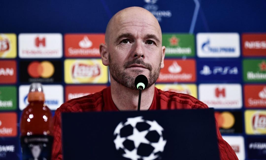 Ajax, UFFICIALE: rinnova Ten Hag. Overmars: 'Ma alcuni andranno via'