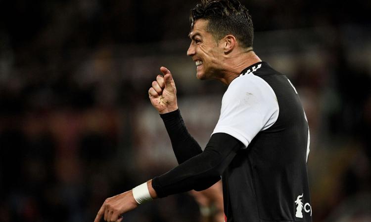 Dagospia: 'Ronaldo ha chiesto alla Juve la testa di Allegri. Ora decide su Sarri'