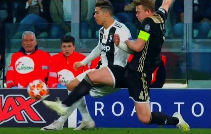 De Ligt-Juve, arriva anche la conferma social: con un like... FOTO