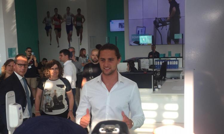 Rivivi il Rabiot Day alla Juve: dalle visite alla firma FOTO e VIDEO