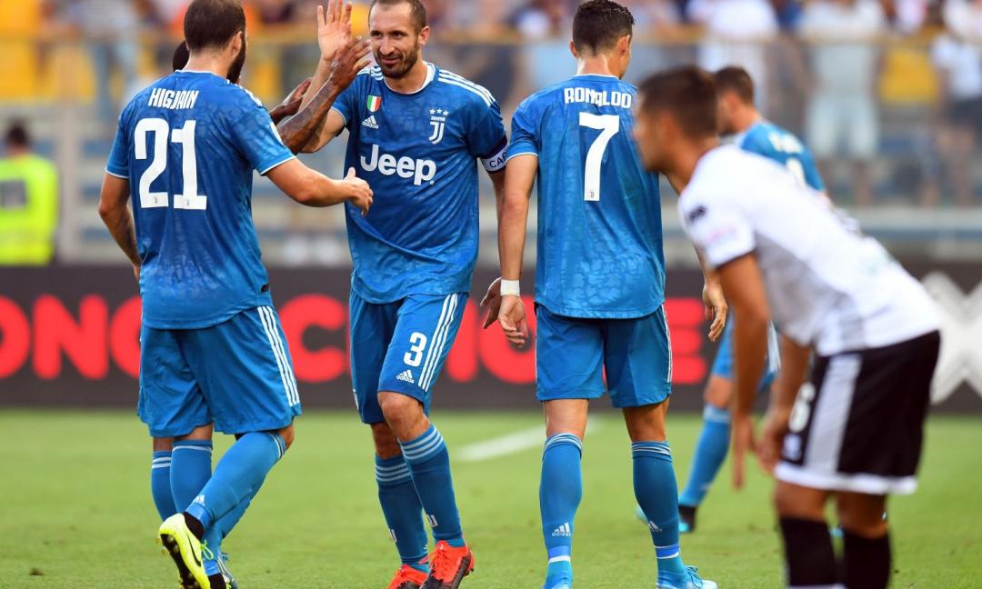 Chirico: 'Cosa ha vinto Messi più di Ronaldo? Ipocrita chi critica Chiellini'