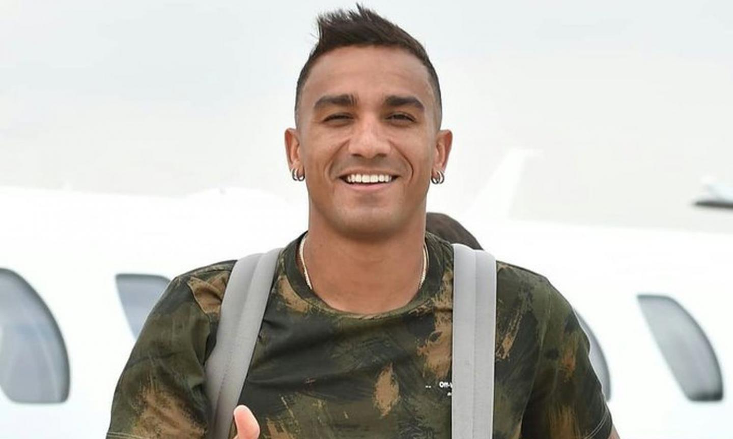 Danilo: 'Alex Sandro e CR7 mi hanno parlato bene della Juve, su Sarri...'