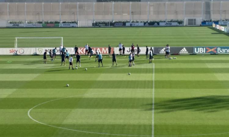 Vigilia di Juve-Malmö, FOTO e VIDEO dell'allenamento: Chiellini e Kean a parte