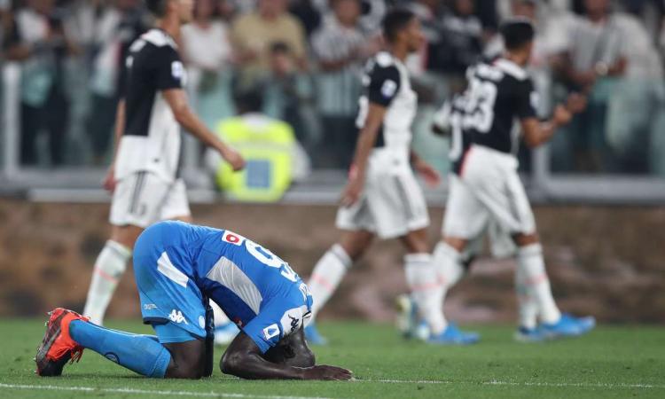 Da Alvino a Nino D'Angelo: il gol di Koulibaly si ritorce contro al Napoli VIDEO