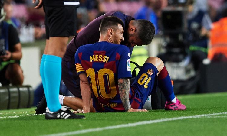 Conte 'sorride': nuovo infortunio per Messi