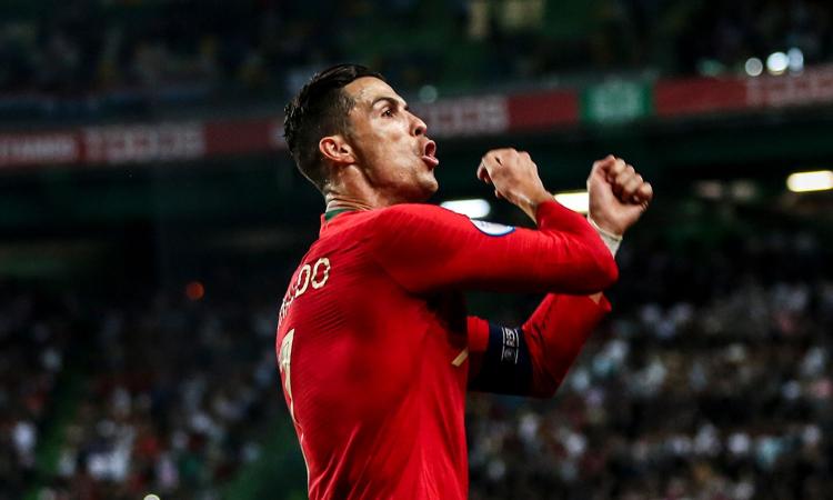 La Juve celebra i record di Cristiano Ronaldo FOTO