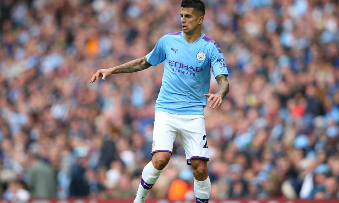 Clamoroso Cancelo: Guardiola non gli dà fiducia. E il City cerca già il suo sostituto