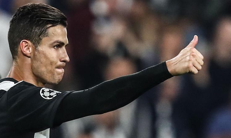 Juve, il gol di Ronaldo in allenamento VIDEO