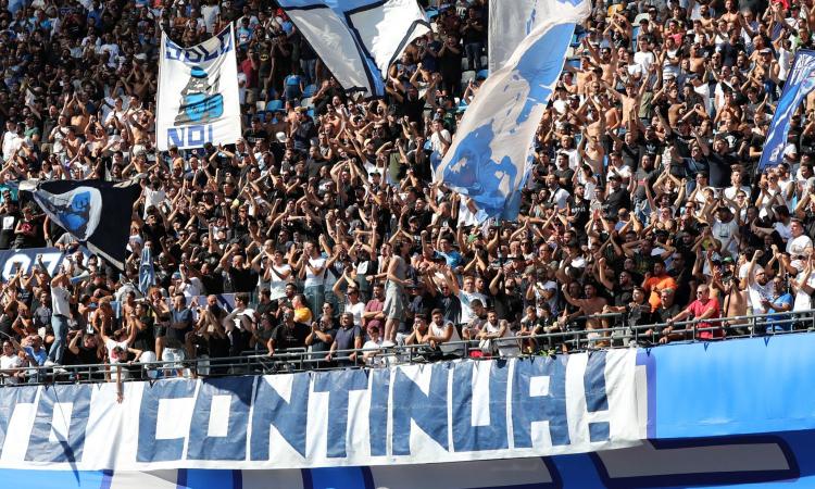 Napoli, tifosi contro il pullman al San Paolo: 'Vergogna!' VIDEO