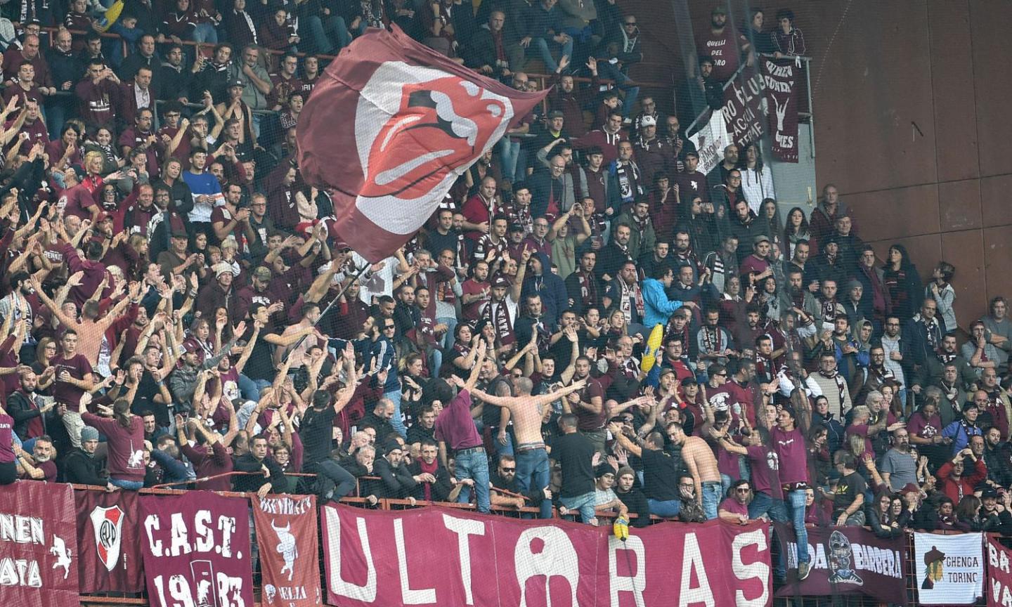 Gli scontri tra i tifosi e l'intervento della Digos: Torino, pre partita caldissimo