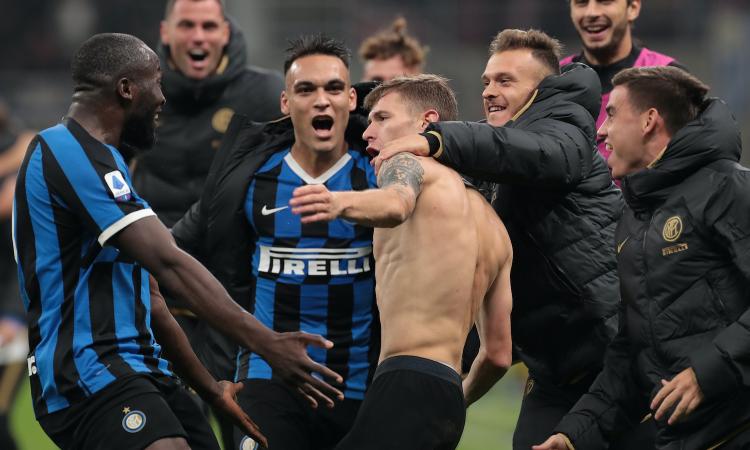 Un gran gol di Barella rilancia l'Inter: 2-1 al Verona, Conte a +2 sulla Juve