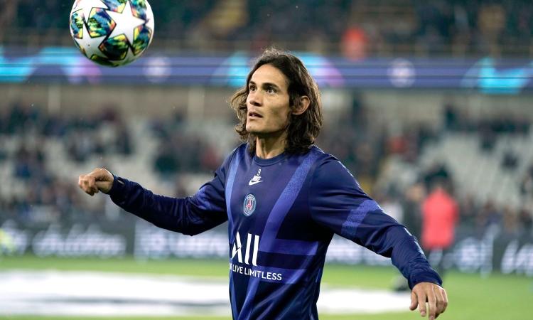 Juve-Atletico, sfida per Cavani: spunta una telefonata