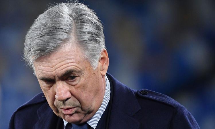 Quando a Napoli dicevano: 'Ancelotti meglio di Ronaldo', ora sono tutti contro tutti