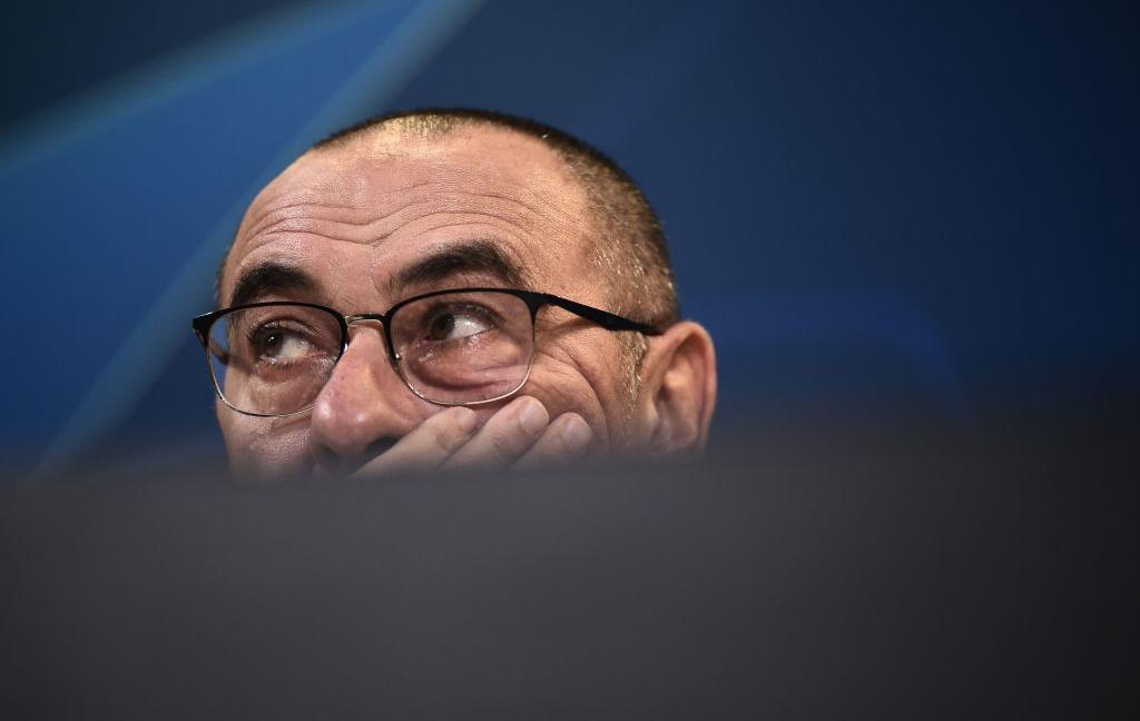 Sarri in conferenza: 'Io cambiato? Mia moglie dice che sono una testa di c...' VIDEO