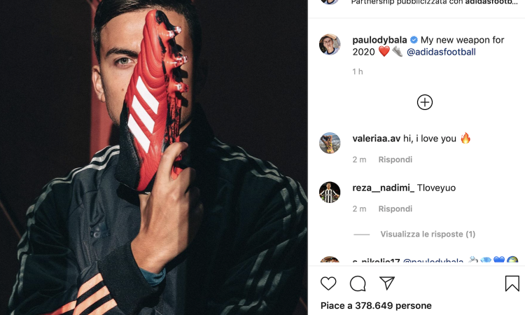 Dybala presenta le nuove scarpe: 'Ecco la mia arma per il 2020' FOTO