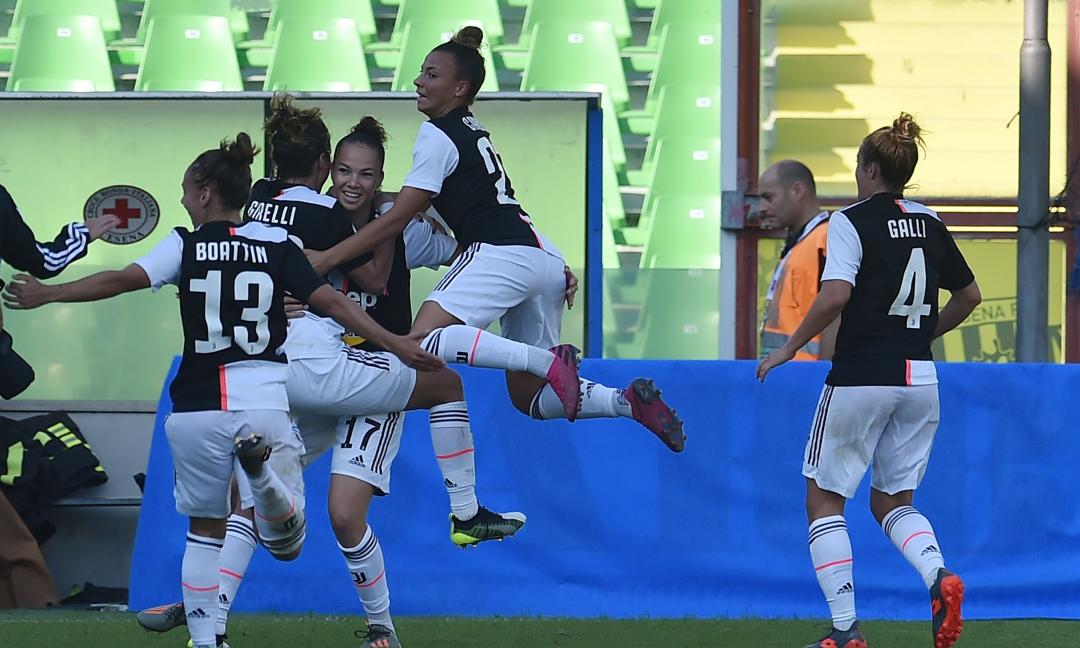 Juve Women-Milan, le FOTO del pullman delle bianconere a Milano