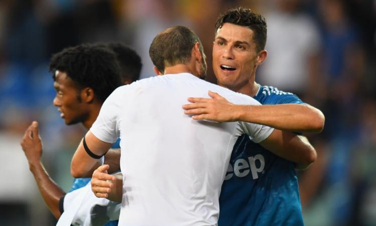 Chiellini: 'Ronaldo? Sta bene, stava prendendo il sole'