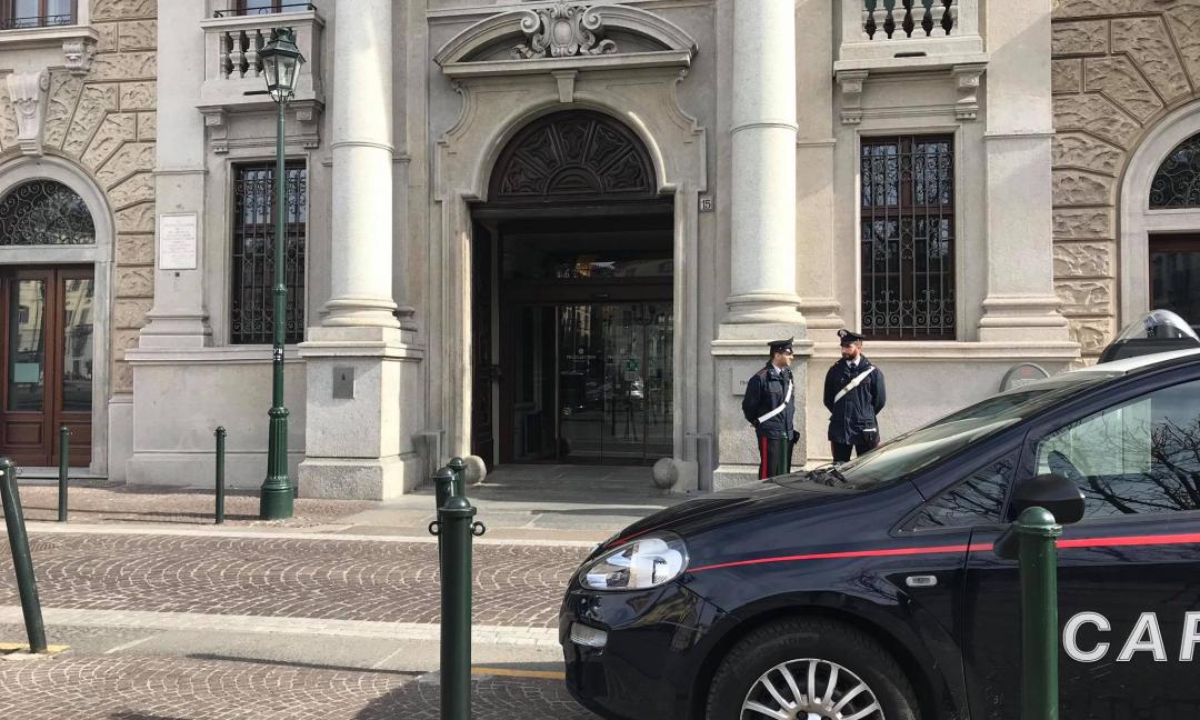 Juve-Inter, LIVE dall'albergo nerazzurro: tanti tifosi fuori dall'hotel, Conte nervoso