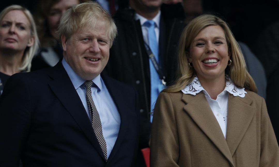 Governo britannico: 'Boris Johnson in terapia intensiva, ma è cosciente e non ha bisogno del ventilatore'