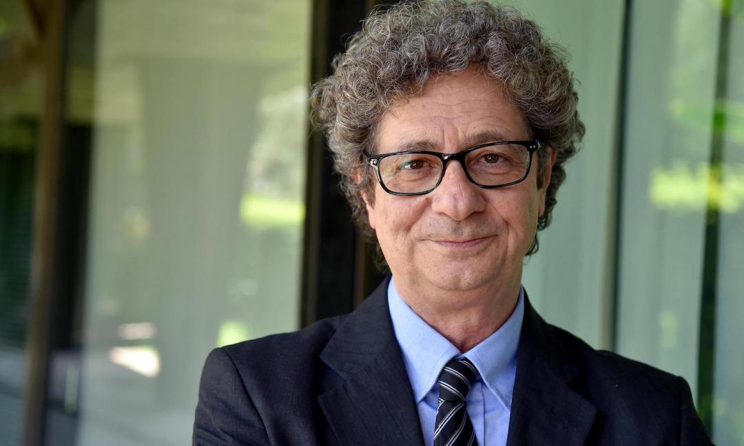 Cucchi: 'Sarri ha vinto con mezza squadra contro. Ma Conte...'