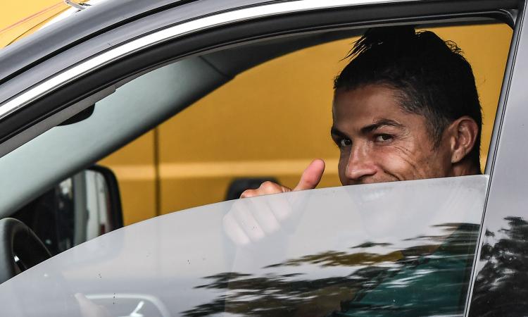 Ronaldo sorprende tutti: a che ora è arrivato alla Continassa