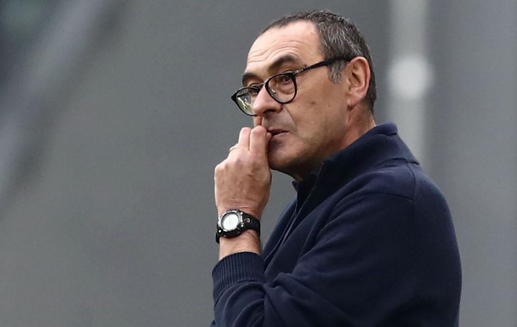 Niente Roma, Sarri è ancora legato alla Juve: le ultime sulla buonuscita