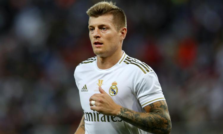 La bomba su Kroos divide i tifosi della Juve: 'Da prendere subito', 'no, è finito'