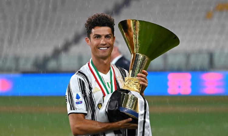 Tasse, promesse e missione Champions: Ronaldo non può lasciare la Juventus