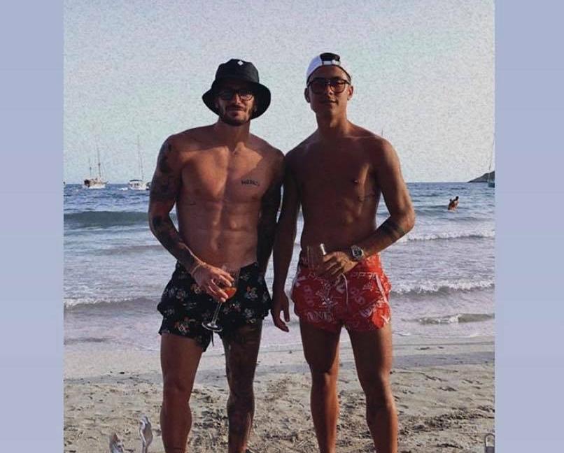 Mezza Juve a Ibiza, Dybala con De Paul, Bonucci in montagna, Buffon... le FOTO delle vacanze!