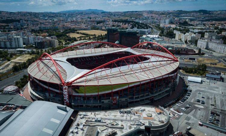 Verso Benfica-Juve: presenza speciale al Da Luz, ecco chi ci sarà 