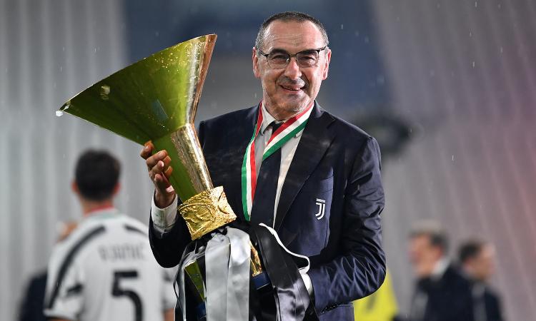 La Stampa - Maurizio Sarri, ipotesi Torino con vista derby con la Juventus