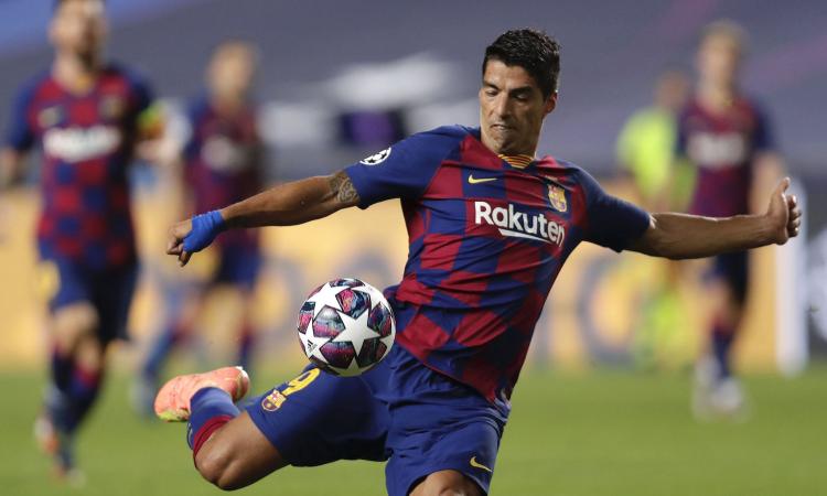 Le quattro vie per il futuro di Suarez: tra Juve, Barcellona e il passaporto