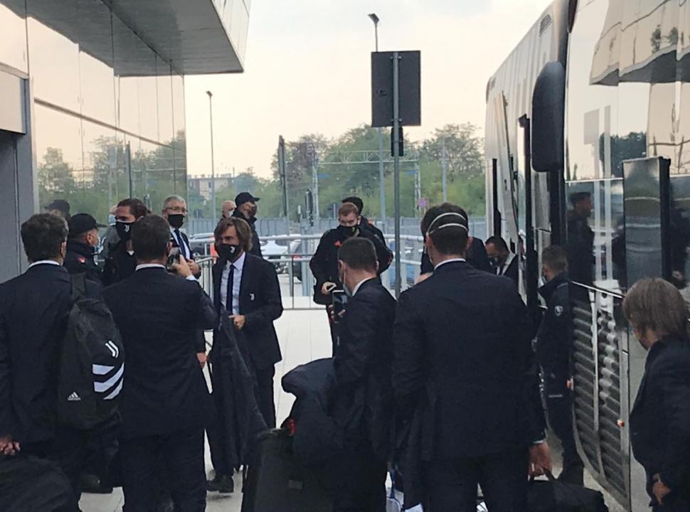 Verso la Dinamo, la Juve è arrivata a Kiev! Tutti i VIDEO