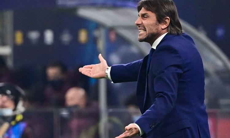 Inter, Conte: 'Espulsione Vidal ci ha tagliato le gambe, difficile scalare la montagna...'