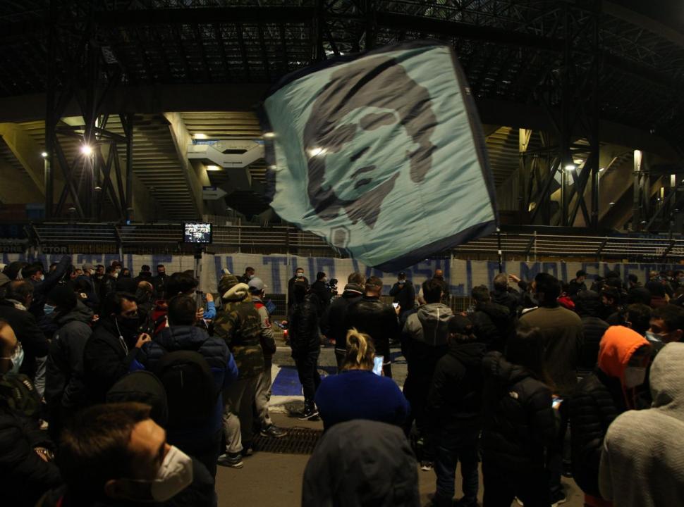 Assessore Sport Napoli: 'Cimeli di Maradona? Li può rubare solo un ladro juventino'