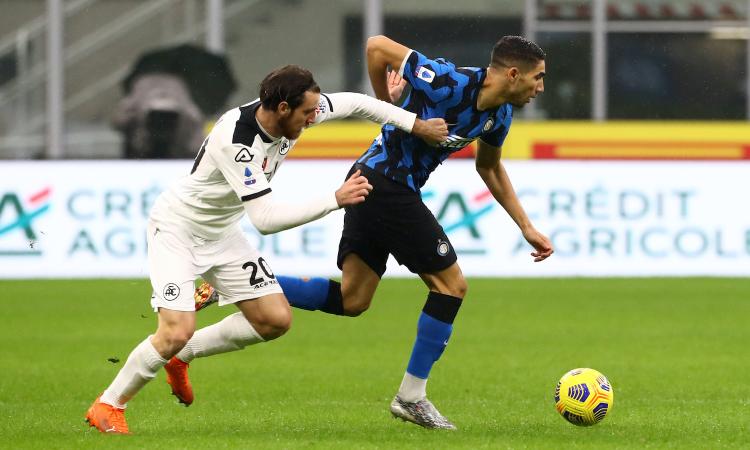 Serie A, Napoli e Roma ko e la Juve che tiene il vantaggio. Vincono Inter e Milan