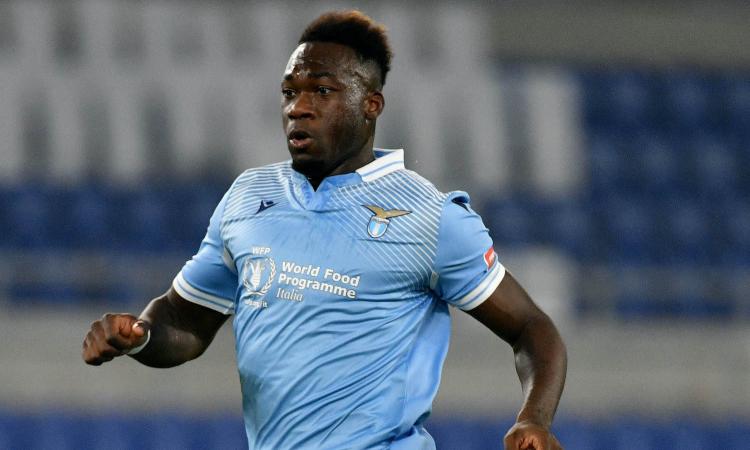 L'ex Lazio Caicedo torna sull'episodio VAR dopo Roma-Inter: 'Stessa azione...'