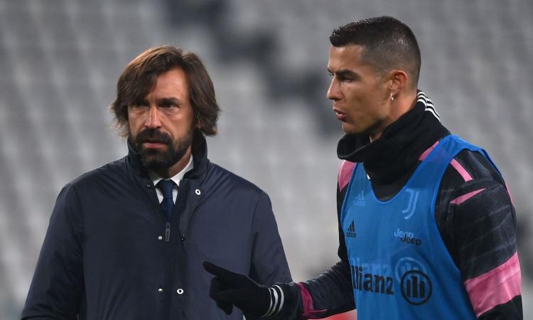 Verona-Juve, FOTO e VIDEO del pre partita: sorrisi tra Pirlo e Ronaldo