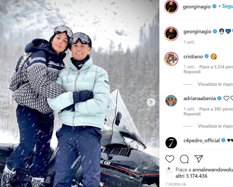 Ronaldo super social, riposta la FOTO con Georgina a Courmayeur