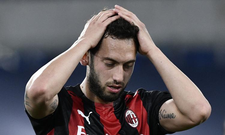 Juve superata: si complica la trattativa per Calhanoglu