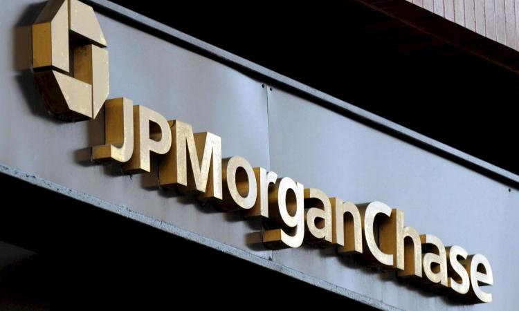 Effetto SuperLega, JP Morgan declassata: 'Non conforme a sostenibilità'