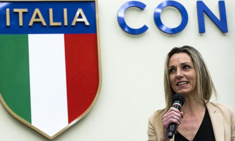Serie A, Vezzali: 'Gli stadi possono riaprire al 100% se...'