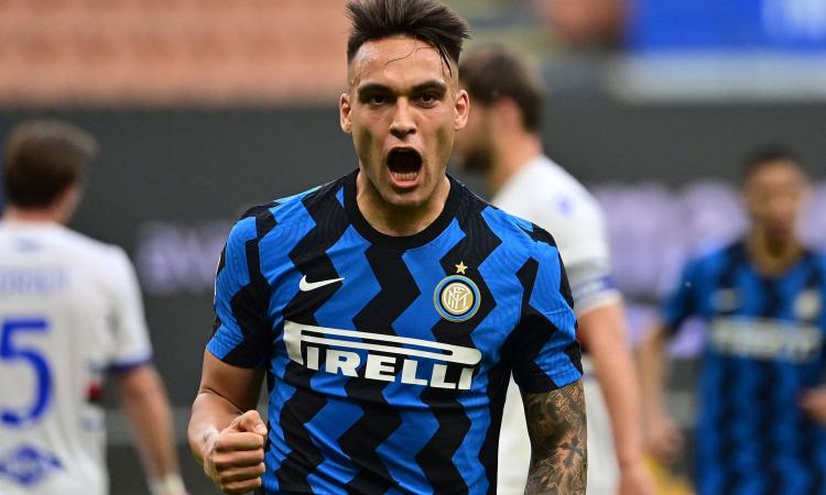 Juve-Inter, Lautaro posta la rovesciata annullata: 'Campioni d'Italia siamo noi' FOTO